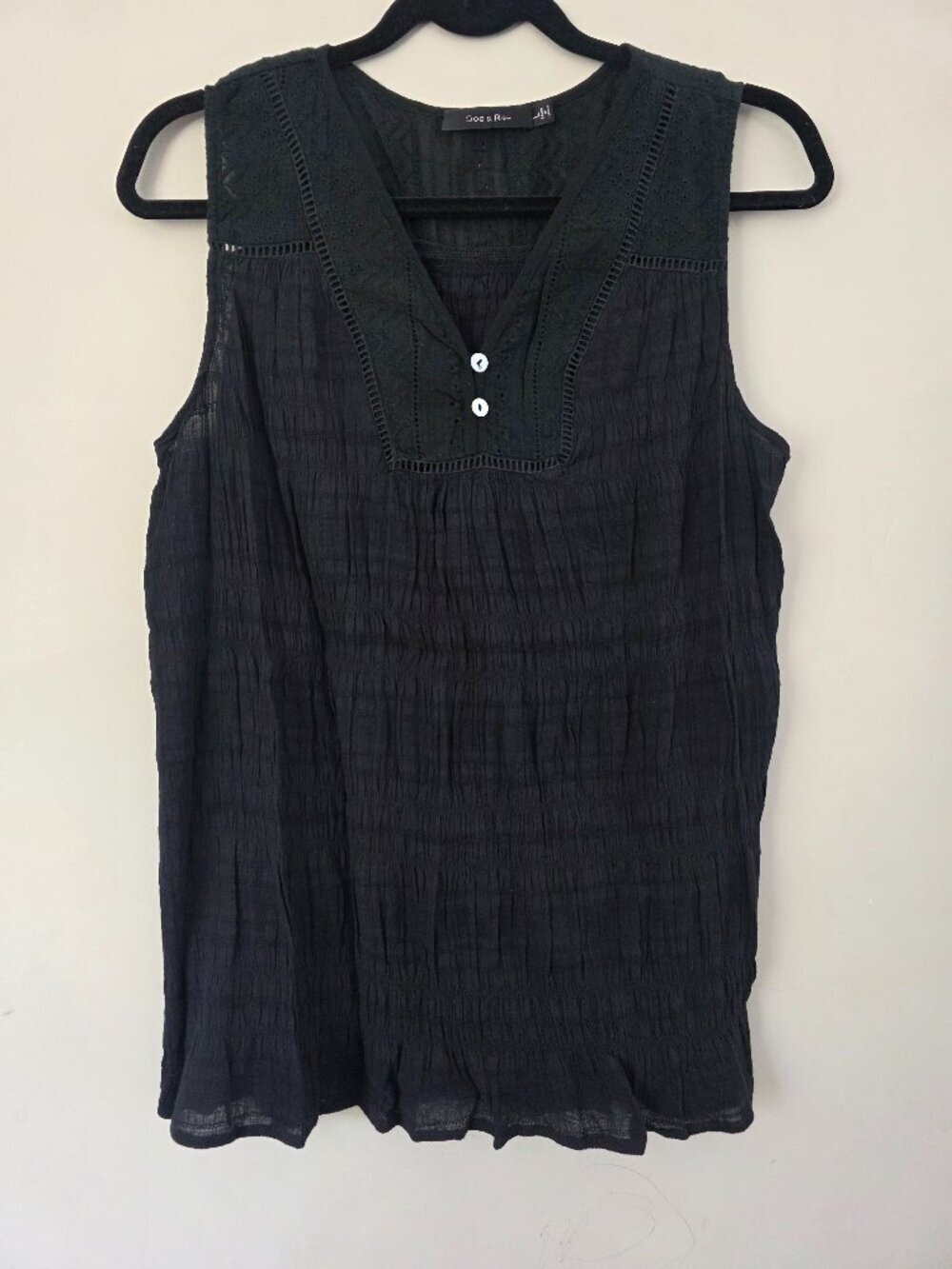 Doe & Rae Black Crinkle Gauze Sleeveless Boho Tank Top Lace Trim Button Front L - Picture 2 of 6